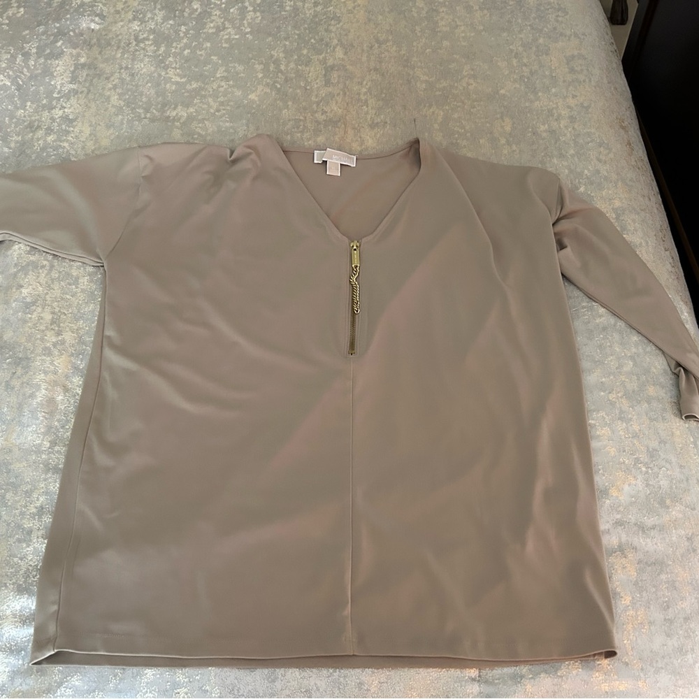 MICHAEL Michael Kors Tan V-Neck Blouse